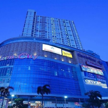Amaris Hotel Seasons City Jakarta Exterior photo