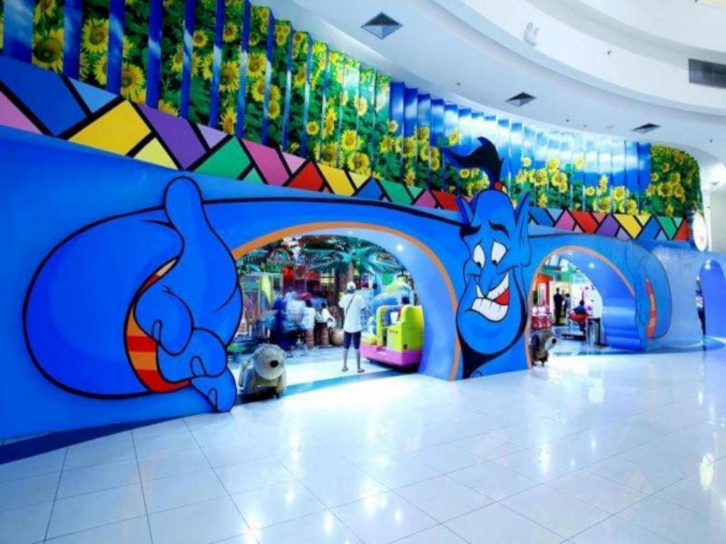 Amaris Hotel Seasons City Jakarta Exterior photo